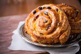 Pain au raisins